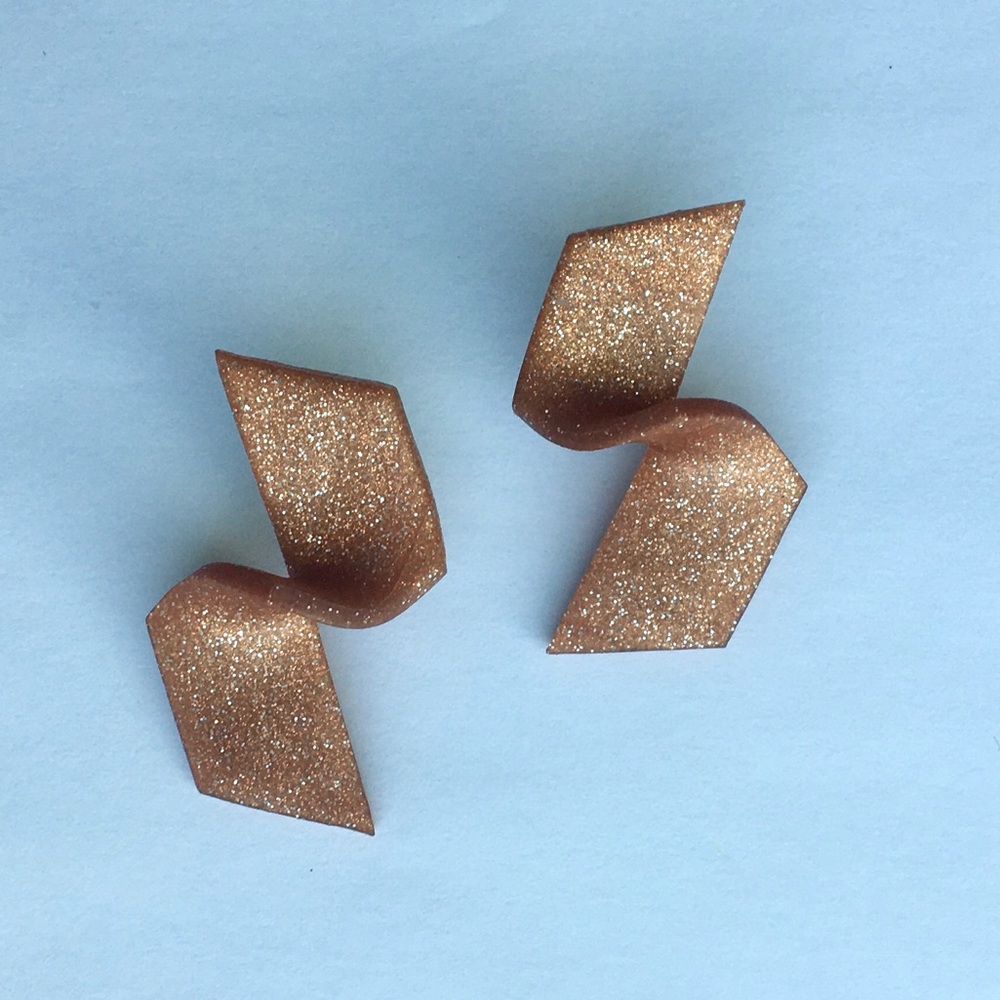 ⚡️The ELEKTRA Studs in Rose Gold⚡️